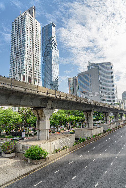曼谷BTS Silom线废弃的Sathon路和高架桥
